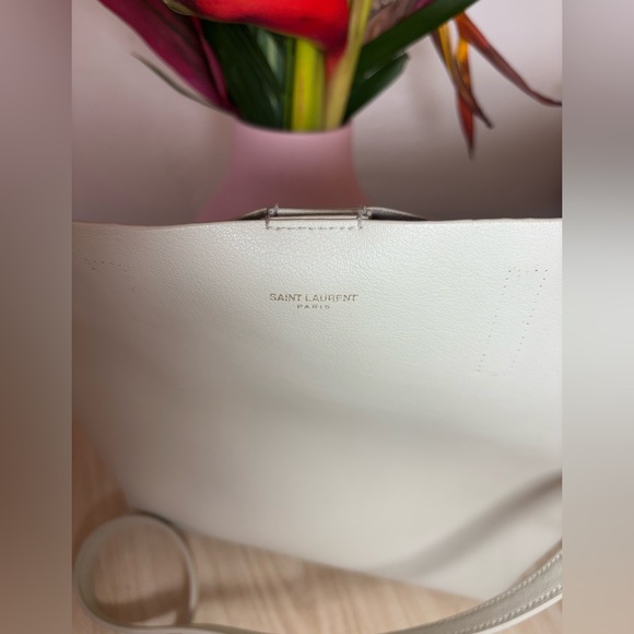 YSL•Tall Shopping Tote•Smooth Leather Vintage White•Crossbody Messenger•FLAWLESS - Picture 14 of 16